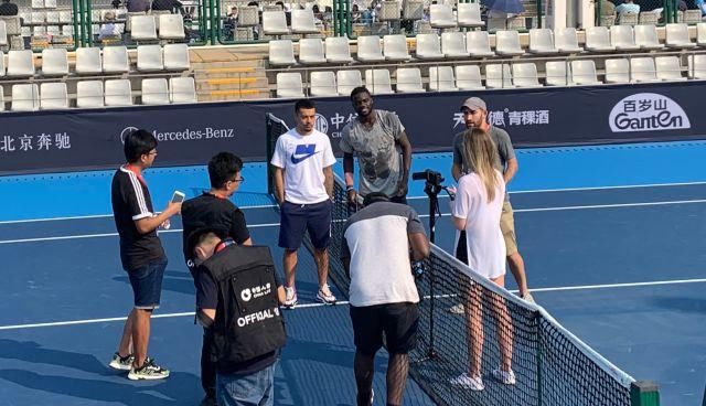 闻风格的版 闻风格的版